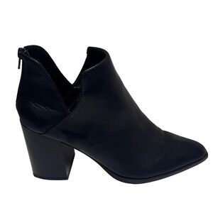 SM Steve Madden Black Ankle Booties Heel Office Preppy Spring Edgy Chic Size 9.5